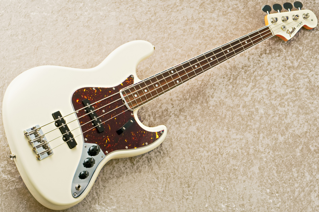 Fender USA American Vintage II 1966 Jazz Bass (3-Color