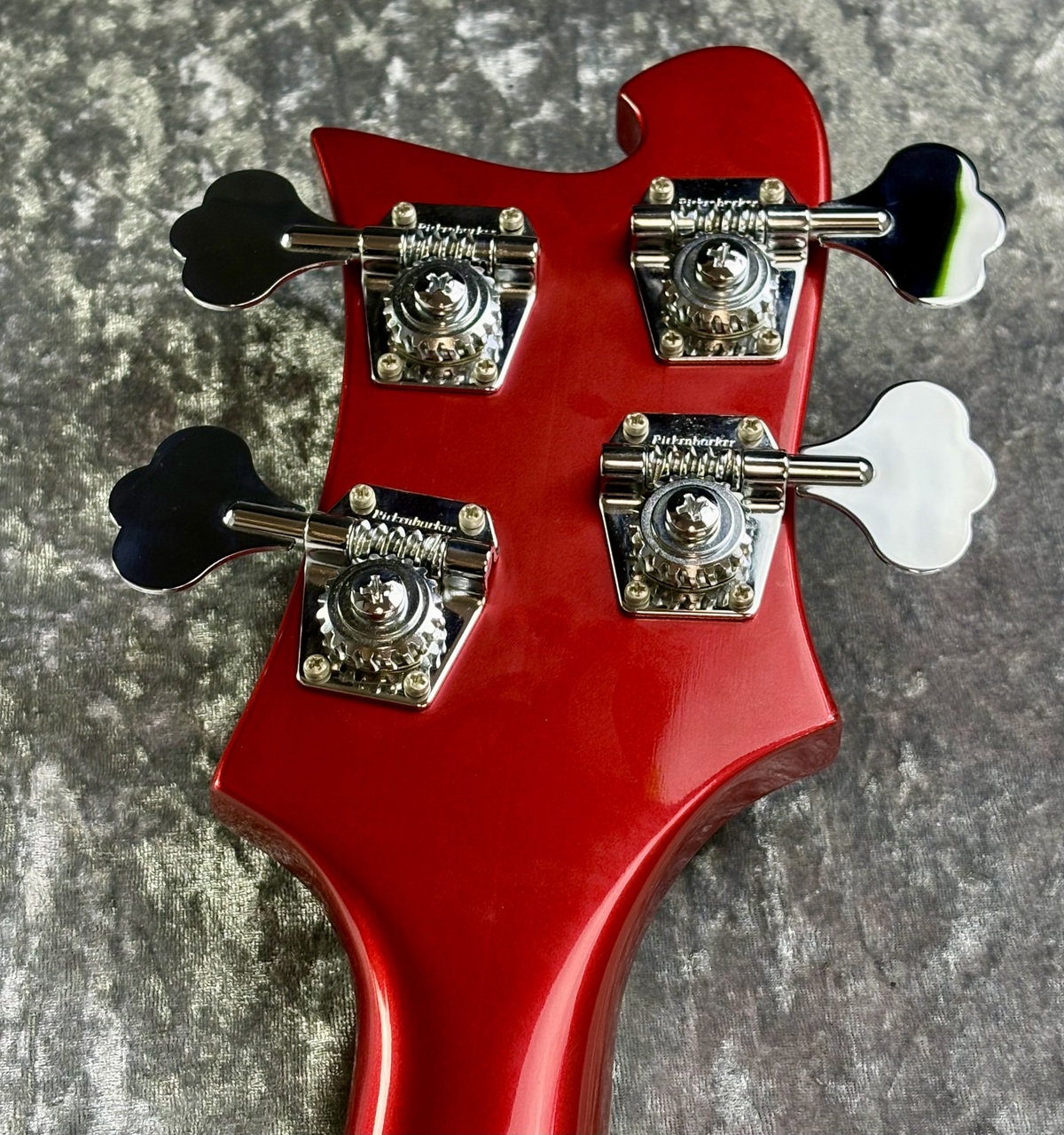 Rickenbacker 4003 Ruby Red リッケンバッカー 2016 Rickenbacker 4003 Ruby Red | Guitar Chimp