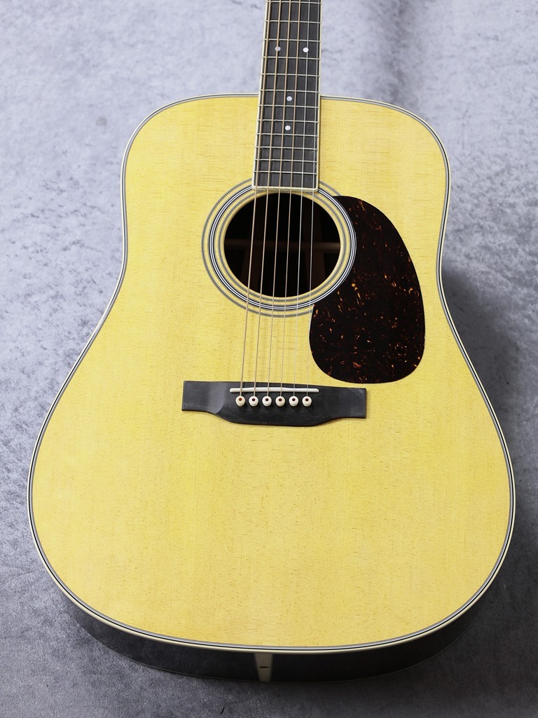 ギター Martin D-35 Martin / D-35 Woodstock 50th Anniversary入荷しました！｜島村楽器