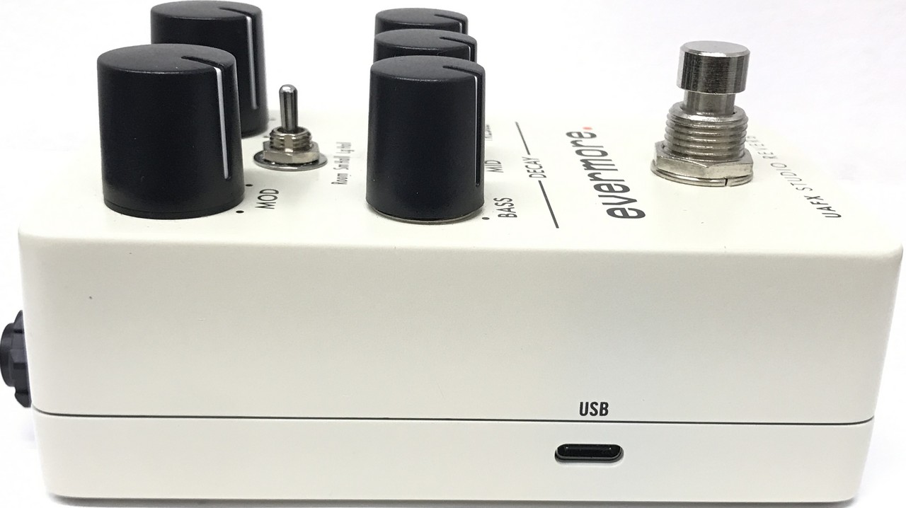 ギター Universal Audio UAFX evermore Universal Audio UAFX Evermore Studio Reverb（中古）【楽器検索