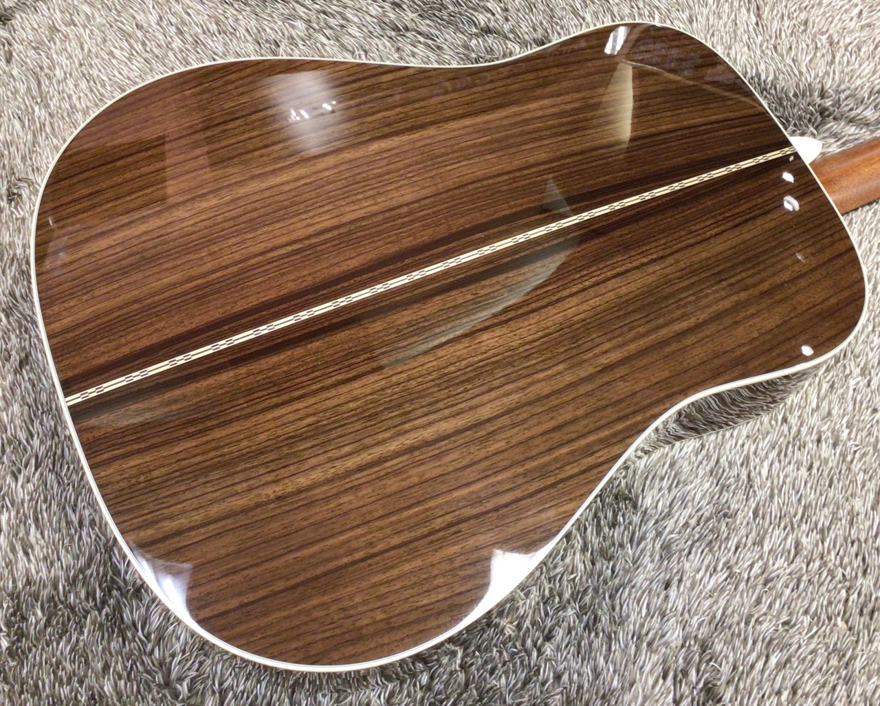 Martin D-28(2025)【店頭未展示品】【ソフトレザーストラップ