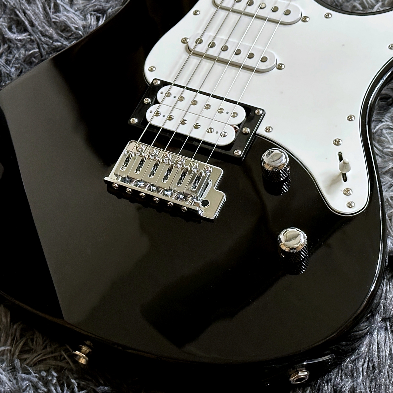 YAMAHA PACIFICA112V BL (Black) 【大人気モデル!】【通販限定