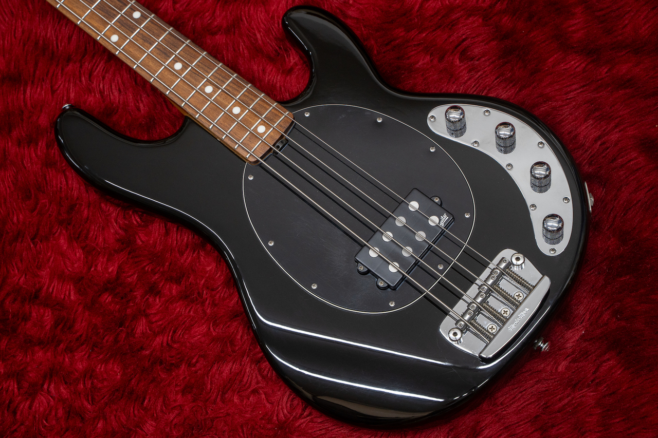 ERNIE BALL MUSIC MAN Stingray BLK 3EQ 2008 4.270kg #E64293 【委託品】【GIB横浜】（中古）【楽器検索デジマート】