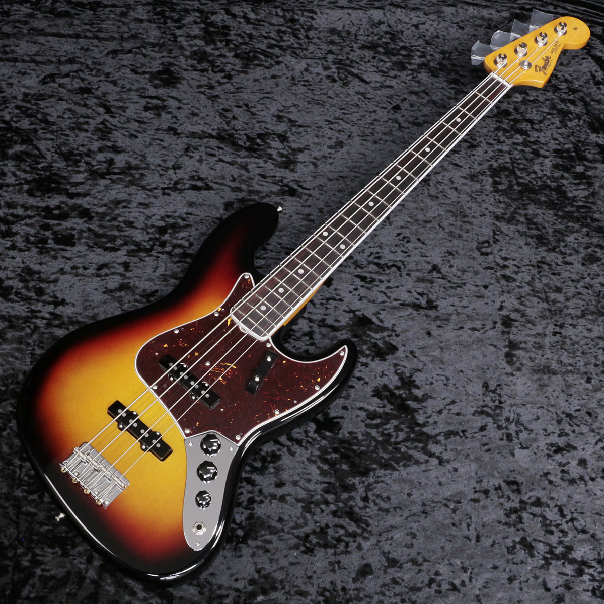 Fender American Vintage II 1966 Jazz Bass Rosewood Fingerboard 3