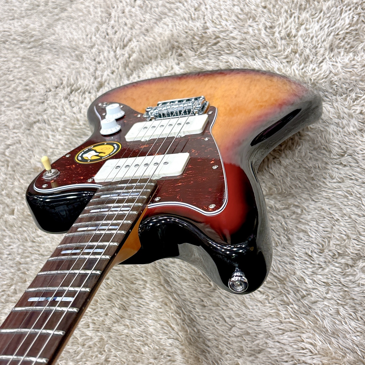 Sire Larry Carlton J3 3TS (3 Tone Sunburst)【ラリーカールトン監修