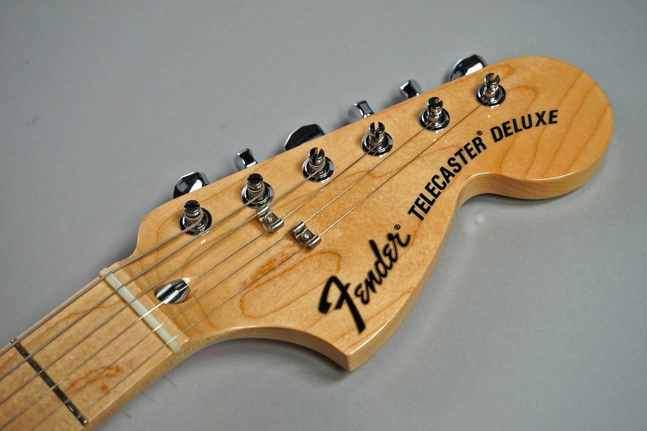 Fender FSR Made in Japan Traditional 70s Telecaster Deluxe Walnut