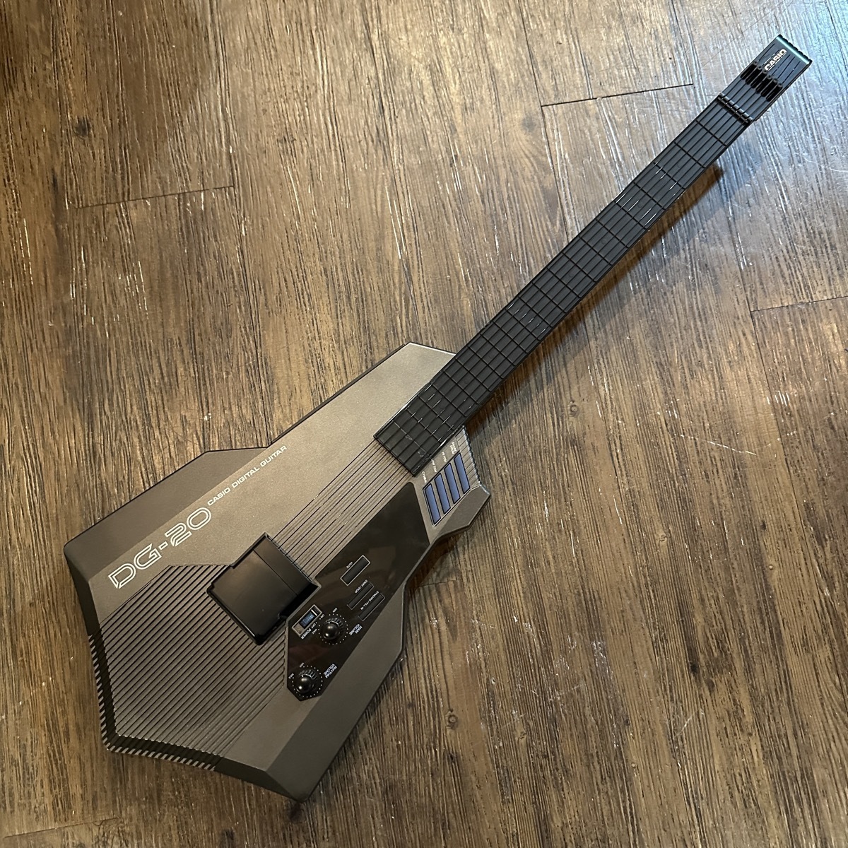 Casio DG-20 Vintage 80's Digital MIDI Controller Guitar