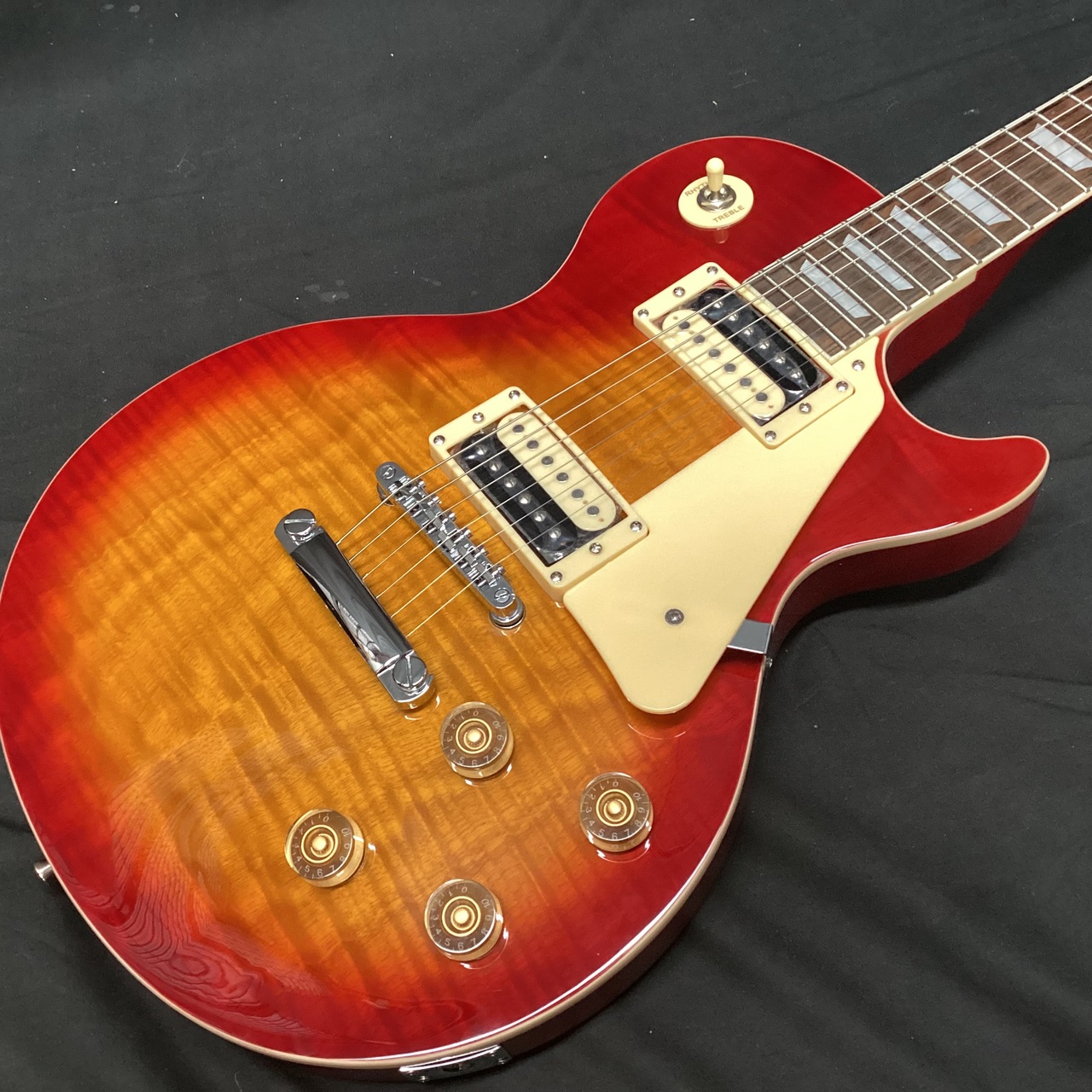 Bacchus BLP‑FLM (バッカス フレイムマホガニートップ Les Paul