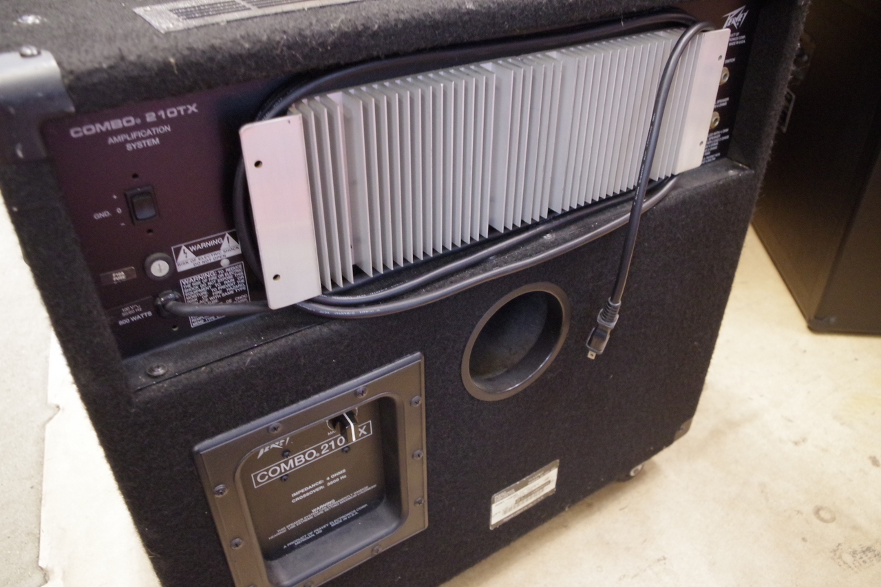 PEAVEY COMBO 210TX キャビネットに改造済み　引取り限定！！ Peavey COMBO 210TX(ギターアンプ)の新品/中古販売 | 1505958