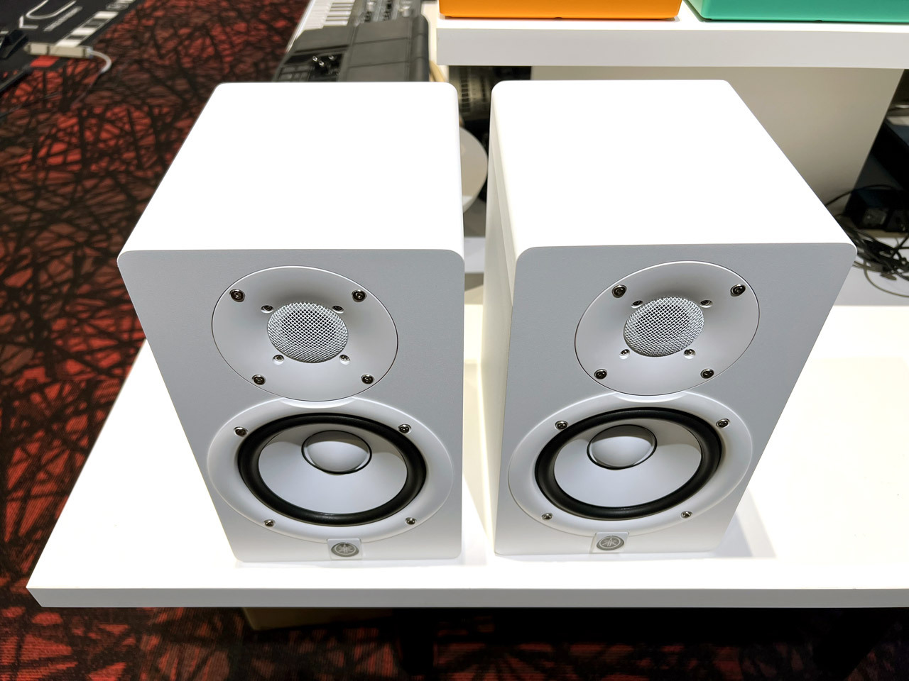 YAMAHA HS5W【ホワイト/ペア/2本】(店頭展示品)【送料無料】（B級特価