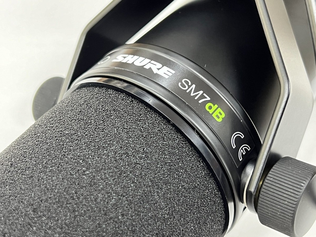 Shure SM7dB プリアンプ搭載ダイナミックボーカルマイクロホン Shure SM7dB プリアンプ搭載ダイナミックボーカルマイクロホン