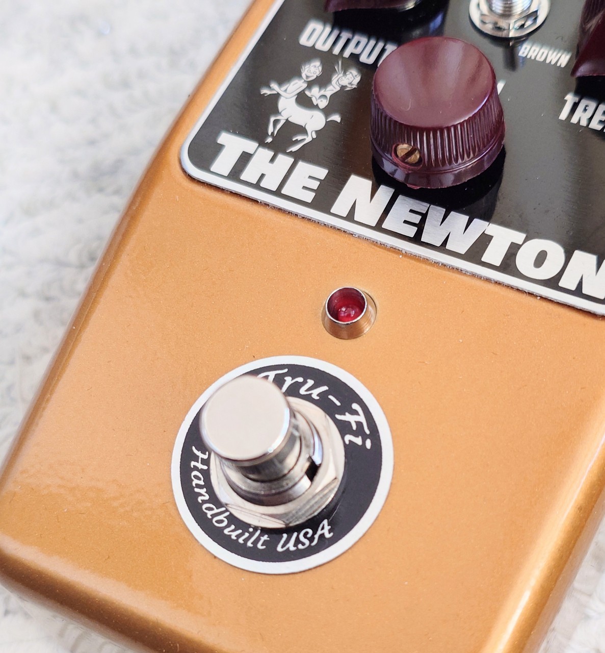 Tru-Fi THE NEWTON ギターエフェクター ゴールド Tru-Fi Newton（新品/送料無料）【楽器検索デジマート】