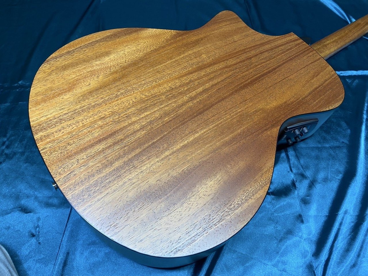 Baton Rouge AR11C / ACE（新品）【楽器検索デジマート】