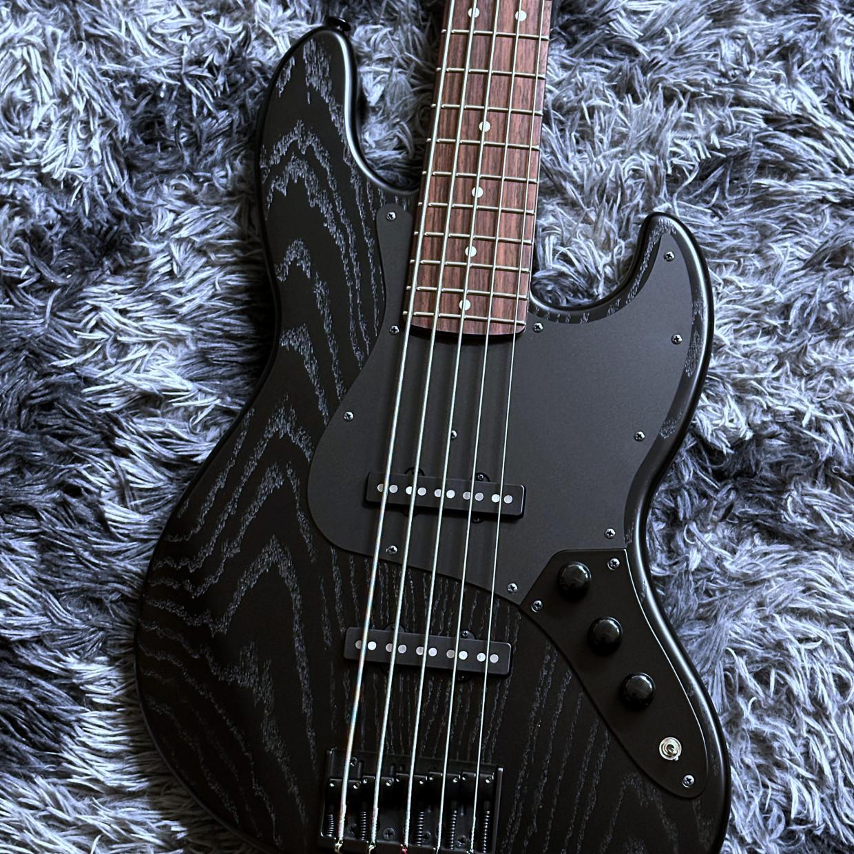 Black Smoker Standard Series Beta J5 XL Ash Matte Black Open Pore
