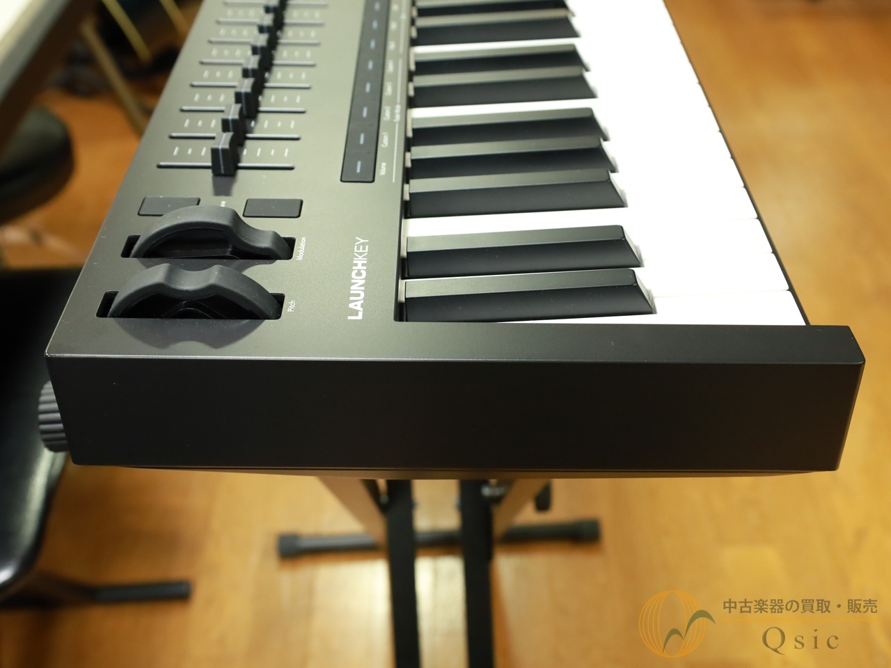 Novation Launchkey 49 MK4 [VM241]【神戸店在庫】（中古）【楽器検索デジマート】