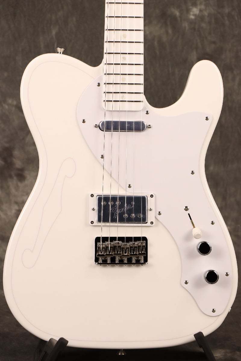 Fender SILENT SIREN Telecaster【サイサイすぅモデル】 - YouTube