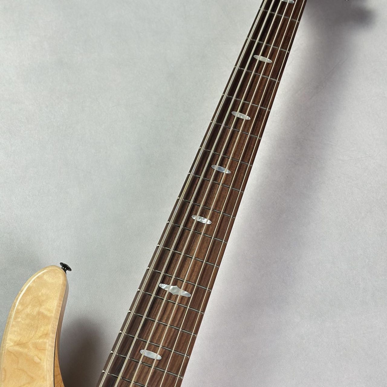 YAMAHA 【生産完了品】TRB1006J NT/≒4.89kg/現物画像 /6弦ベース