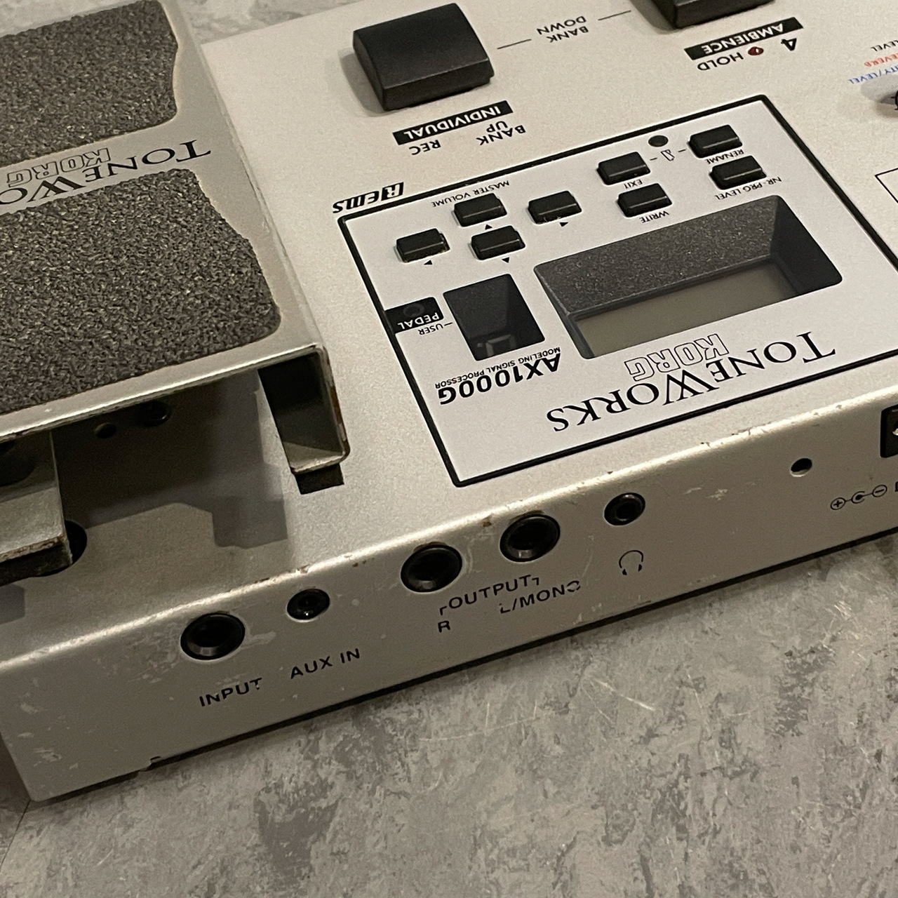 楽器C KORGコルグ TONEWORKS エフェクター AX1000G - エレキギター