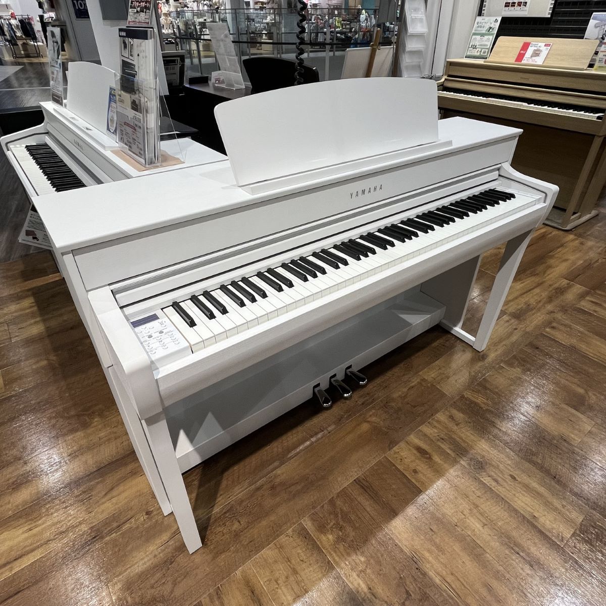 YAMAHA SCLP-7450 WH 木製鍵盤SCLP7450 電子ピアノ 展示品売り切り特価 