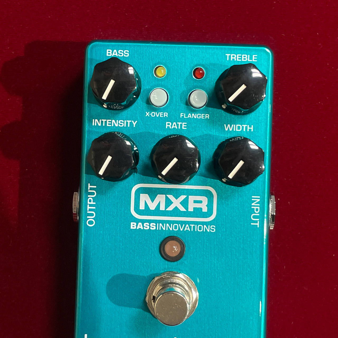 MXR M83 Bass Chorus Deluxe （新品/送料無料）【楽器検索デジマート】