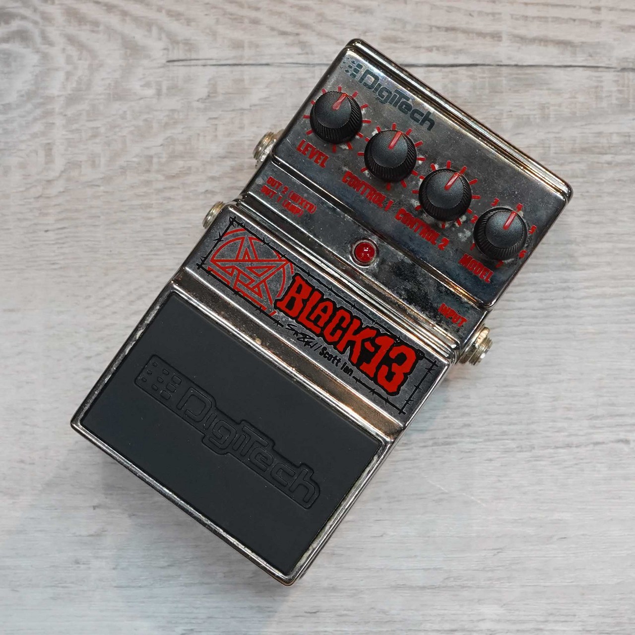 【ジャンク扱い】 Digitech BLACK-13 hq720.jpg?sqp=-