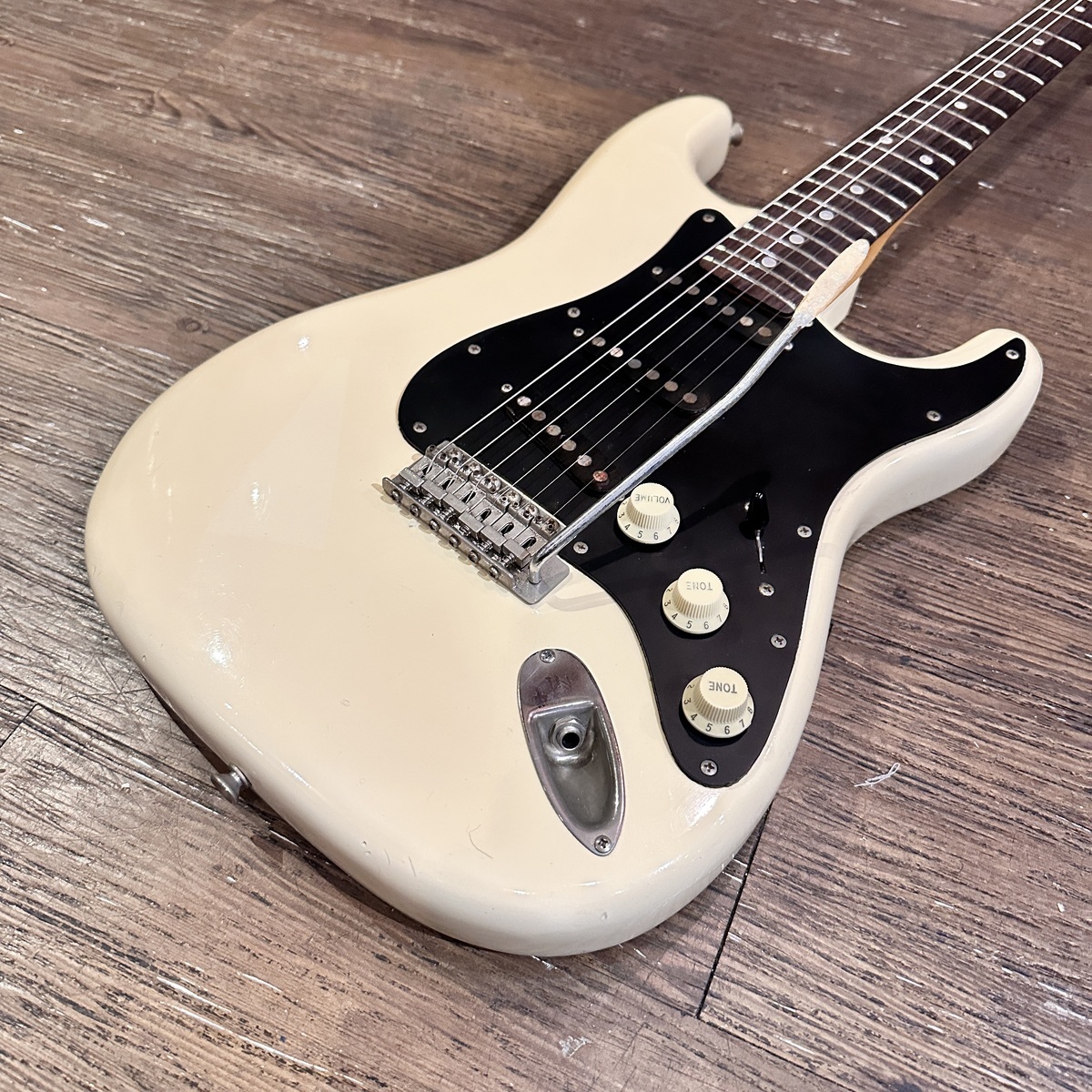 FERNANDES FST-60 5桁シリアル 1970年代 石ロゴ Electric Guitar（中古