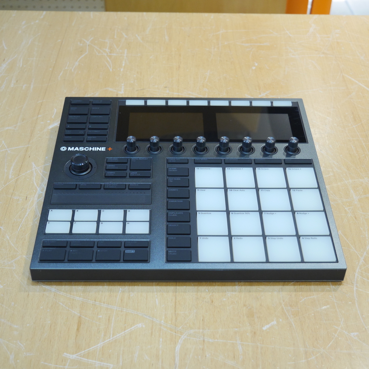 【Native Instruments】Maschine＋(ほぼ未使用) Native Instruments MASCHINE+(マシーン)(ネイティブ・インス
