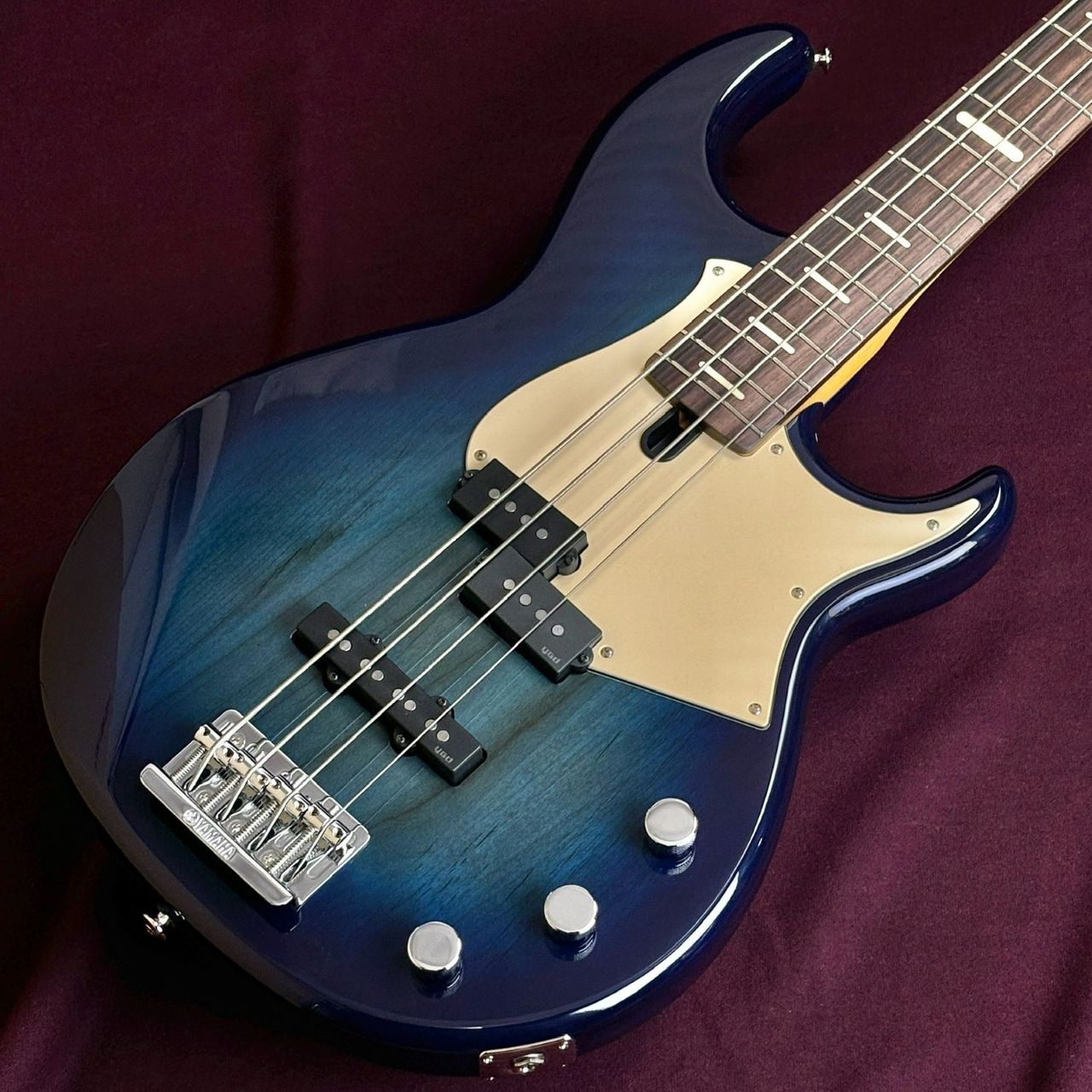 YAMAHA BBP34 Moonlight Blue エレキベース 日本製【現物画像】