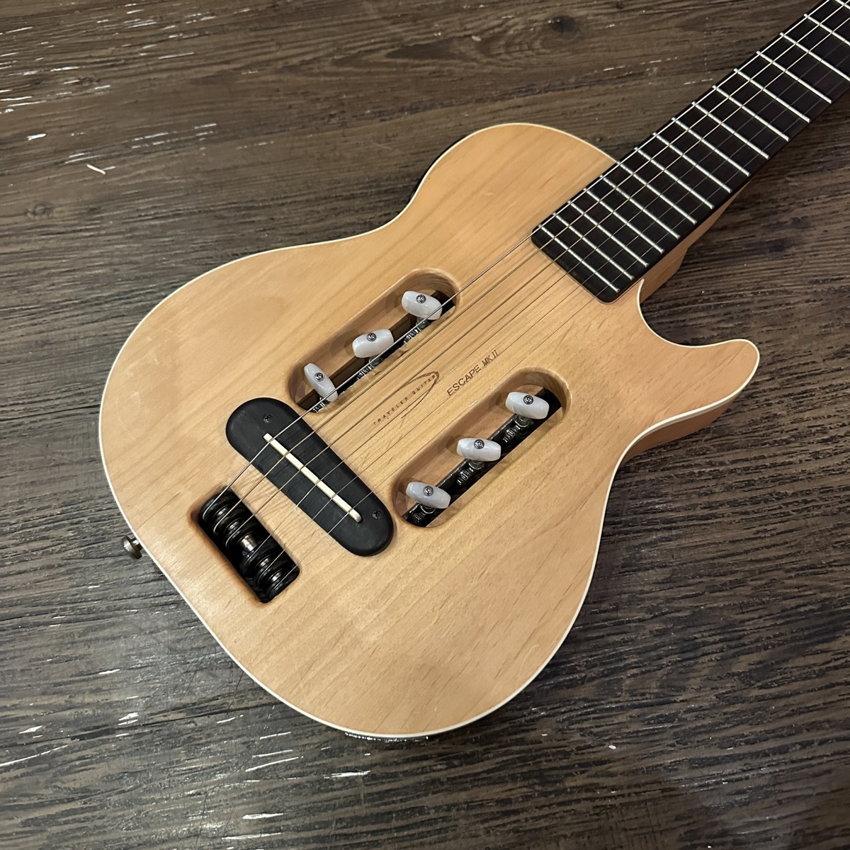 Traveler Guitar Escape Mark II Acoustic Guitar（中古/送料無料