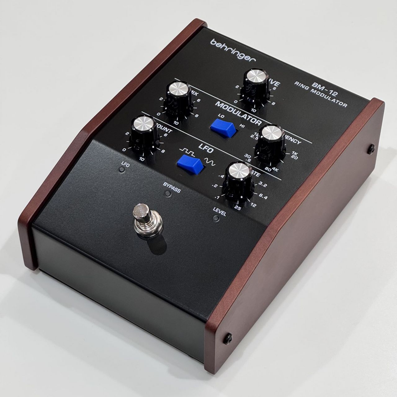 BEHRINGER BM-12 RING MODULATOR リングモジュレーター【展示品として