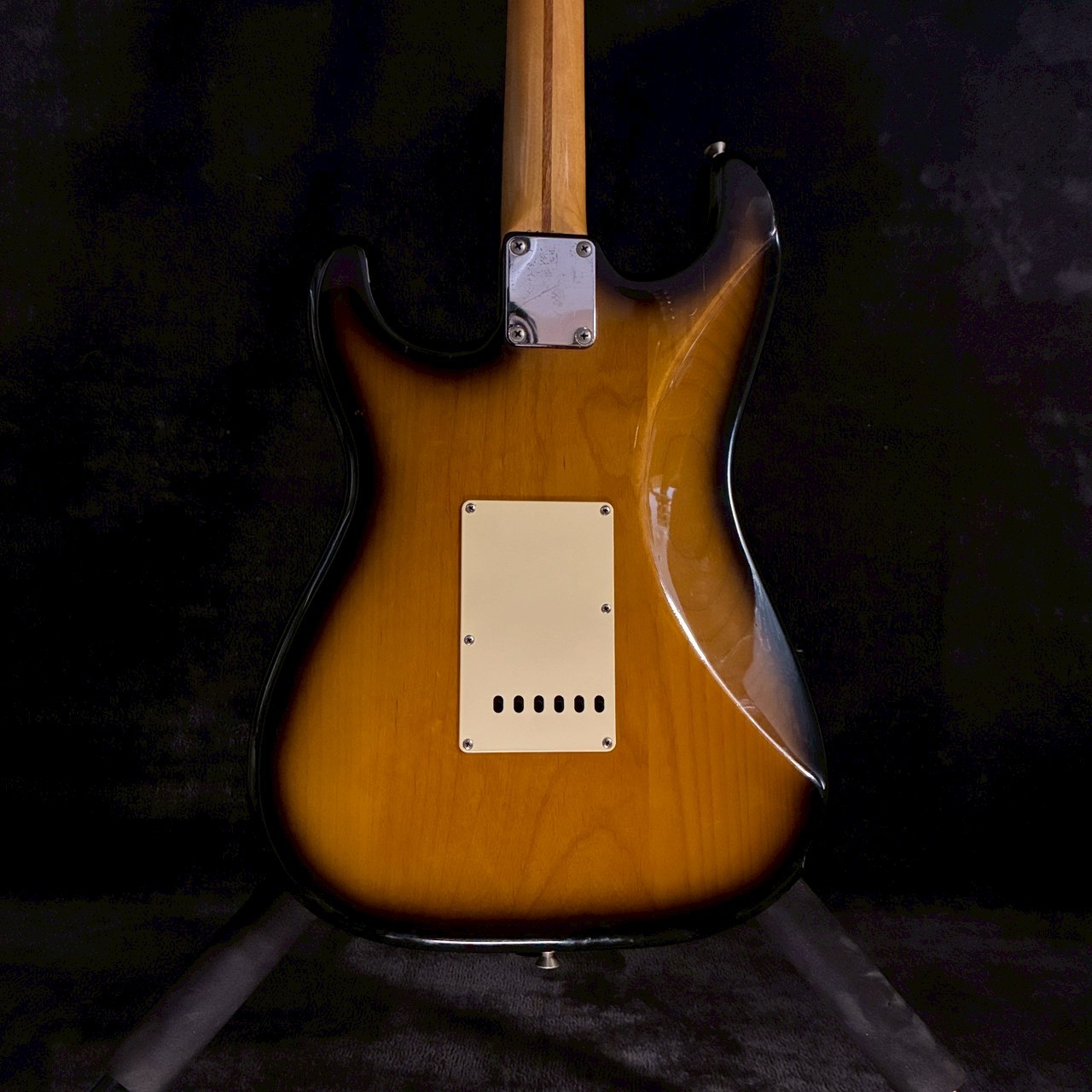 Fender Japan ST-57 2TS Oシリアル 97-00年製【3.48kg】(中古 Fender Japan ST-57 2TS Oシリアル 97-00年製【3.48kg】(中古