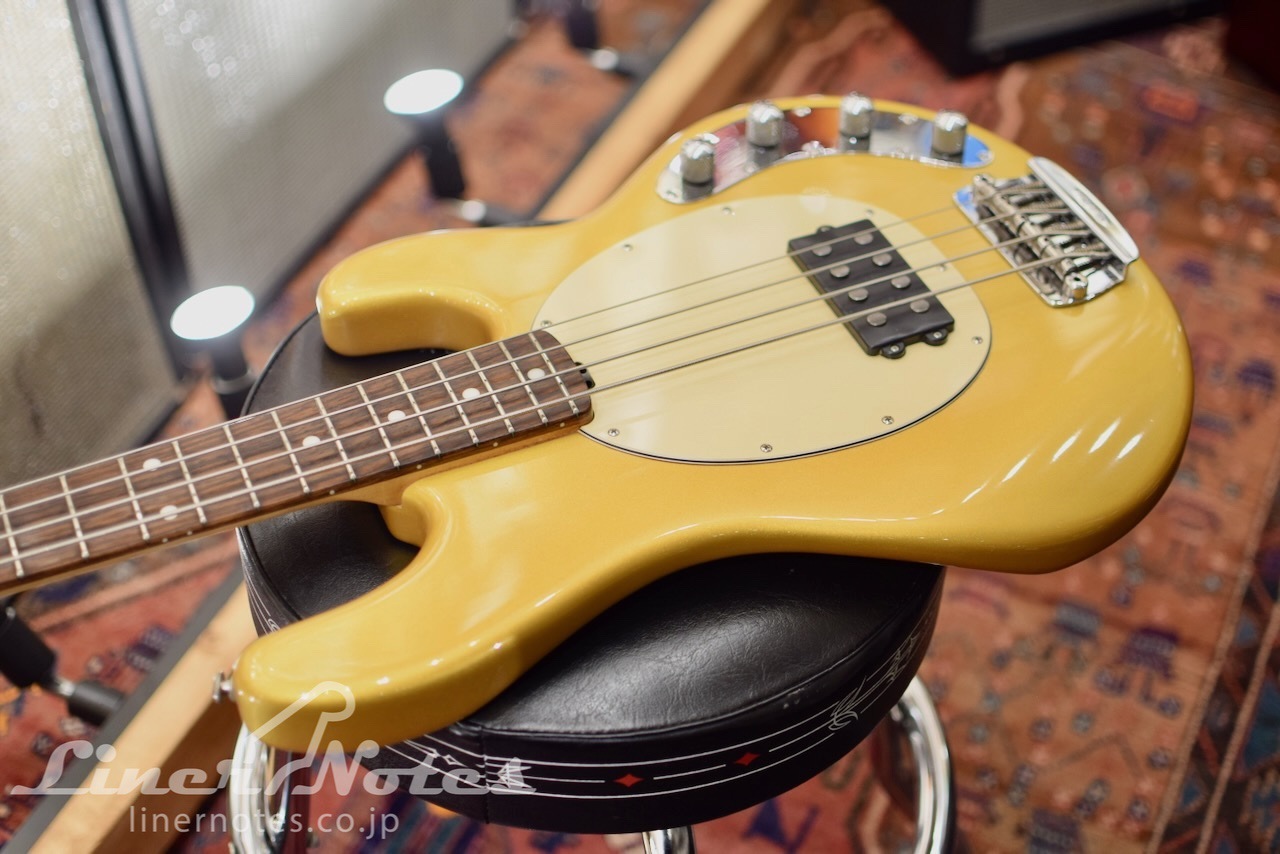 MUSIC MAN 2008 StingRay 4 (Medallion Gold)（中古）【楽器検索 