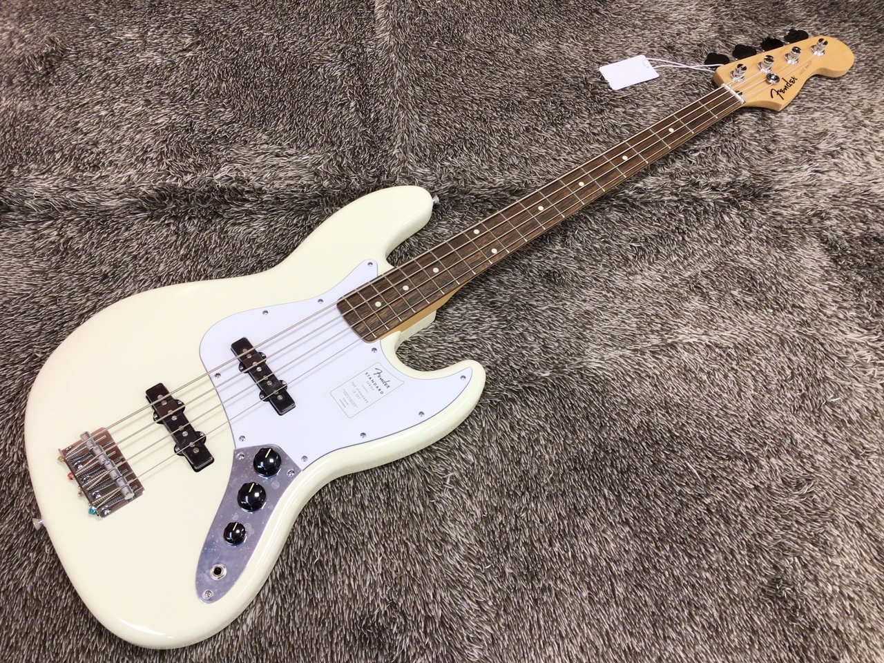 Fender Standard Jazz Bass, Olympic White【Fenderジャズベ 新