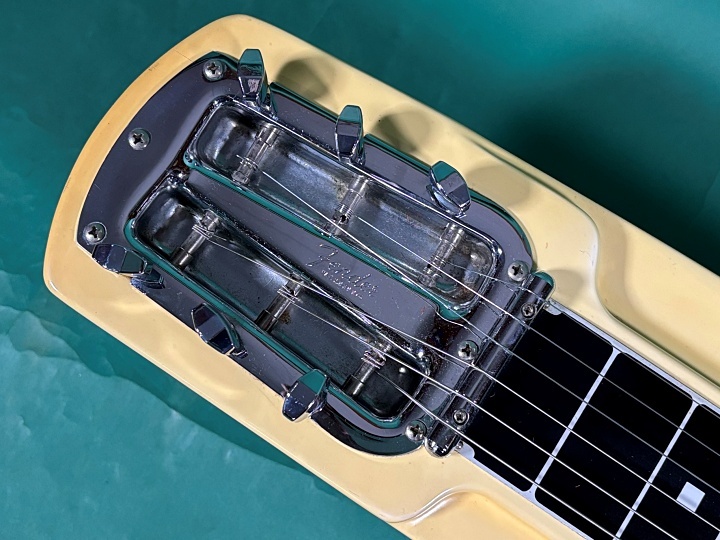 k*t様 ヴィンテージ Fender フェンダー 6弦 スチールギター 三脚ハー maxresdefault.jpg