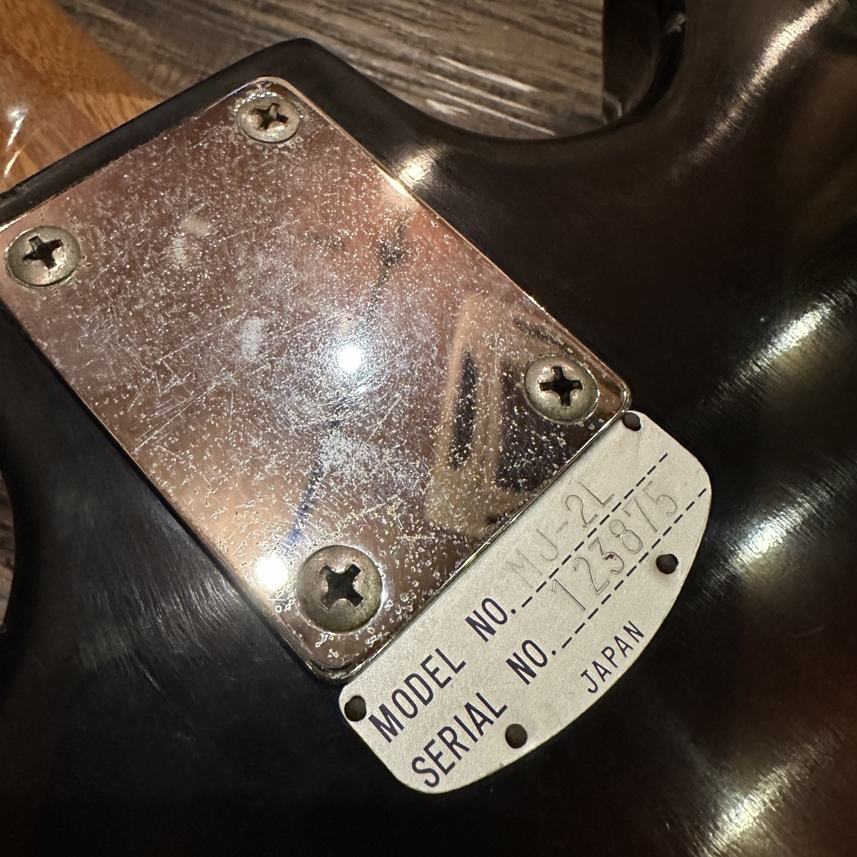 teisco MJ-2L ローズウッド削り出しブリッジ The Guitar Under Every Tree in 1966! The Teisco MJ-2L