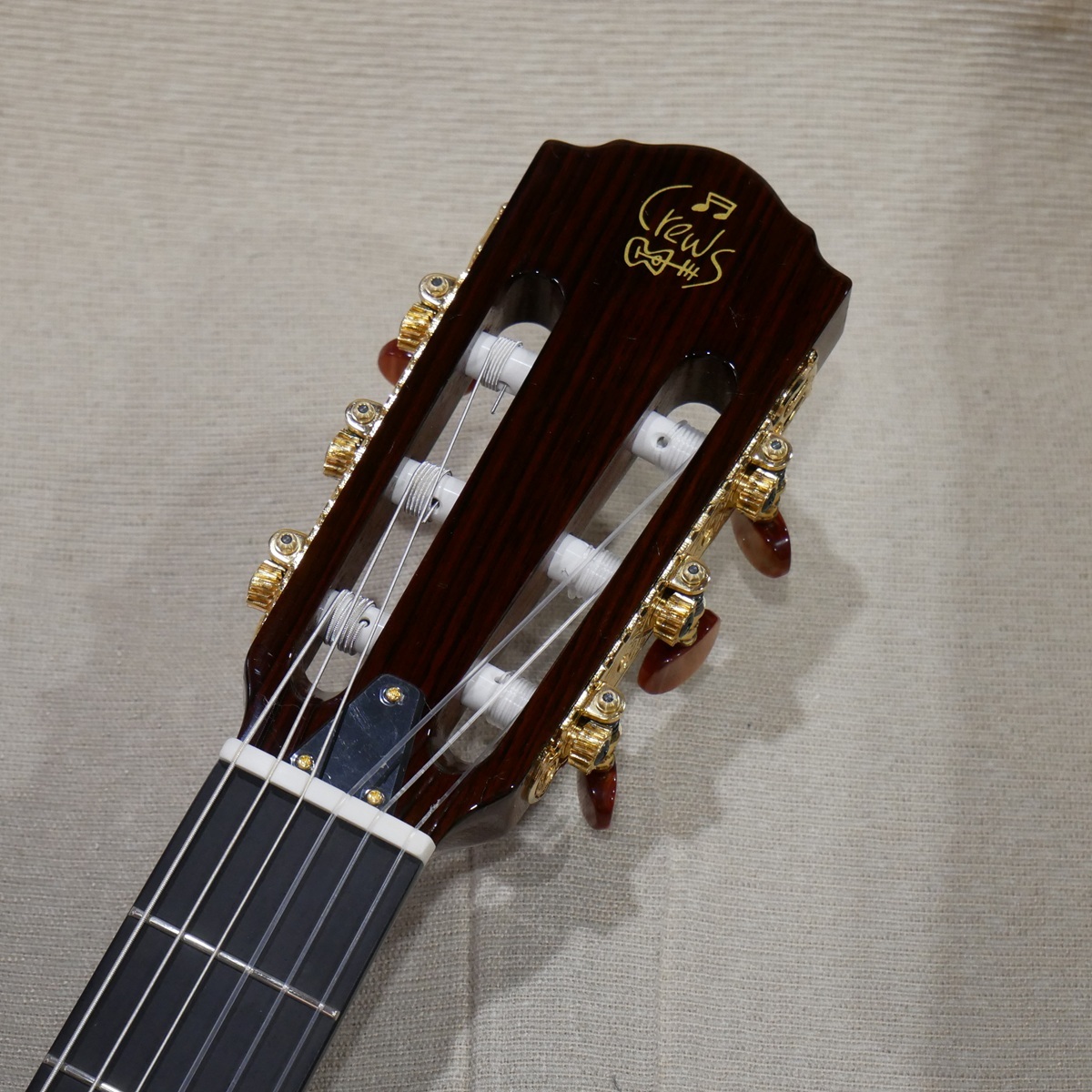 Crews Maniac Sound EG-1500C / Natural Yellow 【抜群の演奏性を誇る
