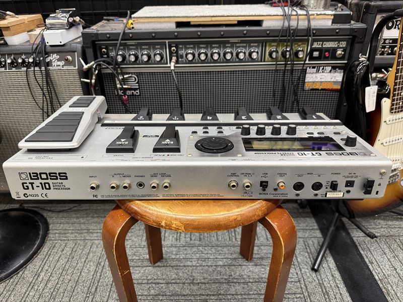 BOSS / GT-10 +キャリングケース付き中古美品!