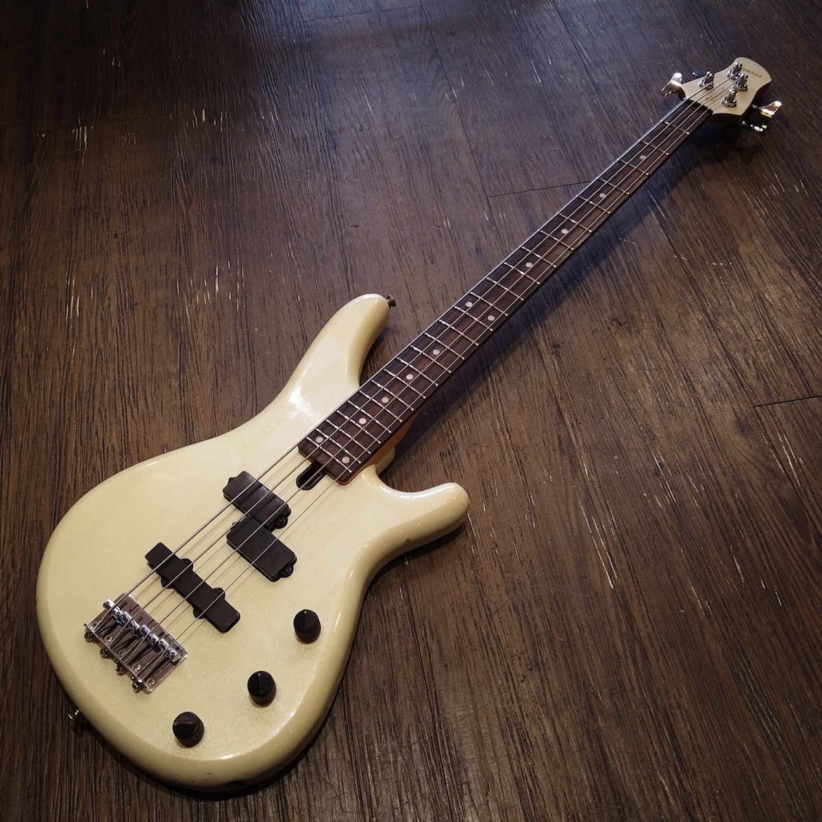 YAMAHA MOTION B MB-40C Electric Bass（中古/送料無料）【楽器検索