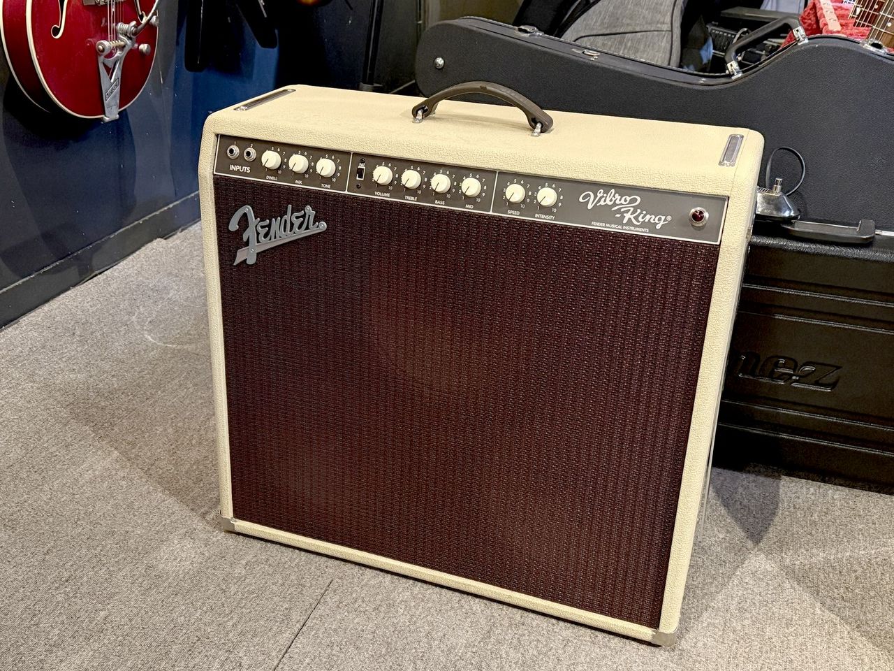 Fender Vibro King（中古/送料無料）【楽器検索デジマート】