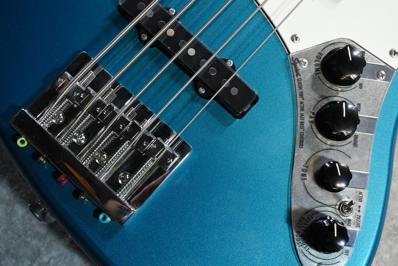 Squier by Fender Classic Vibe Active '70s Jazz Bass V -Ocean