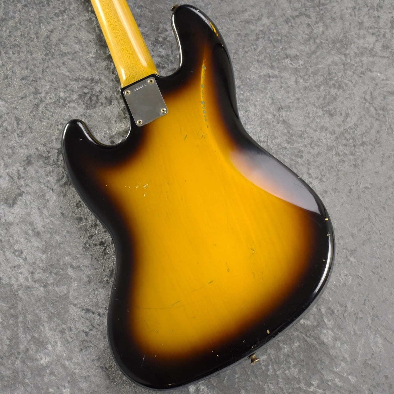 Fender Custom Shop 1964 Jazz Bass Relic - 2 Tone Sunburst