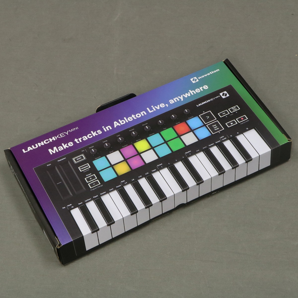 Novation LAUNCHKEY MINI MKIII 【御茶ノ水本店】（中古）【楽器検索