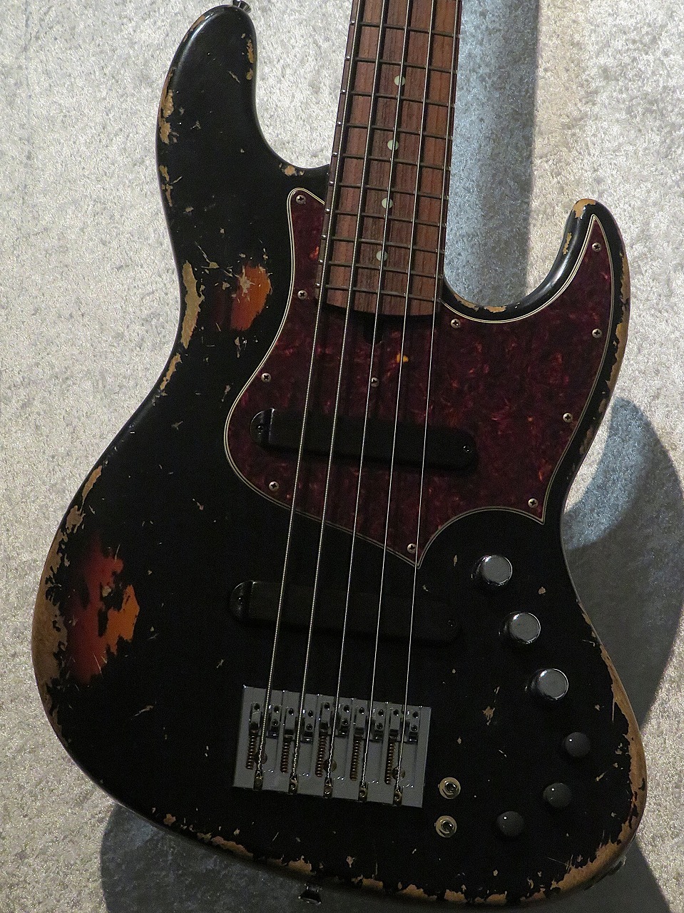 Xotic XJ-1T 5st Alder/R -Black over 3TB MH / Heavy Aged Lacquer