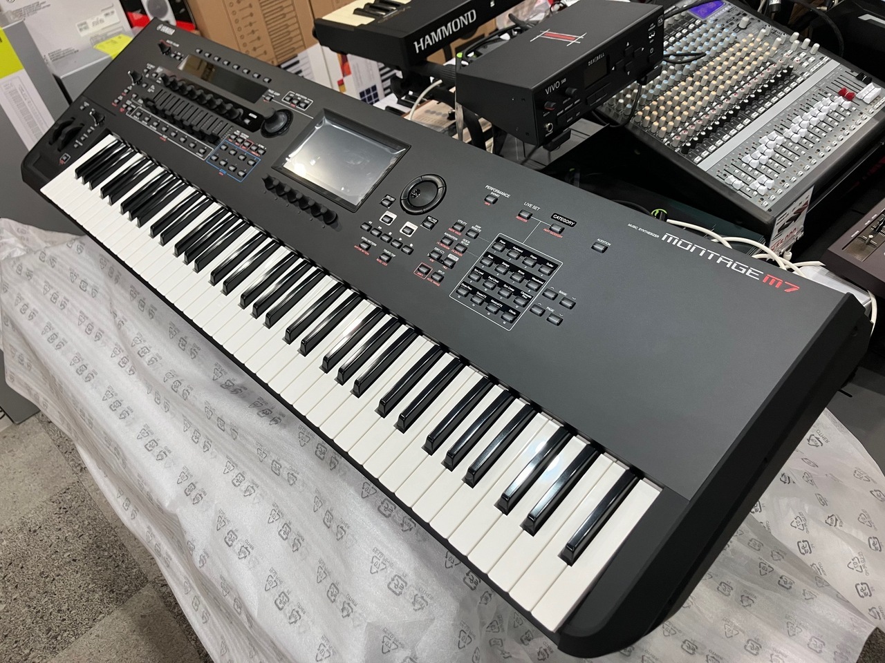 MONTAGE M6 61-Key Synthesizer - Yamaha USA