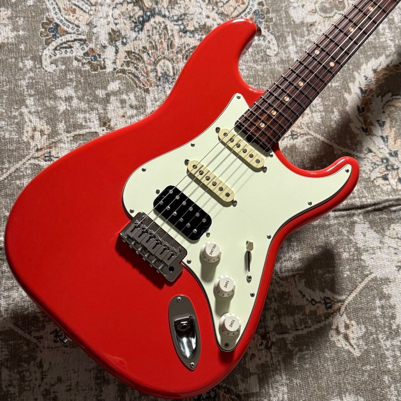 Suhr J.S.T Classic Fiesta Red / SSH MOD / 2004年製 / SN:3596 /  3.73Kg（中古/送料無料）【楽器検索デジマート】