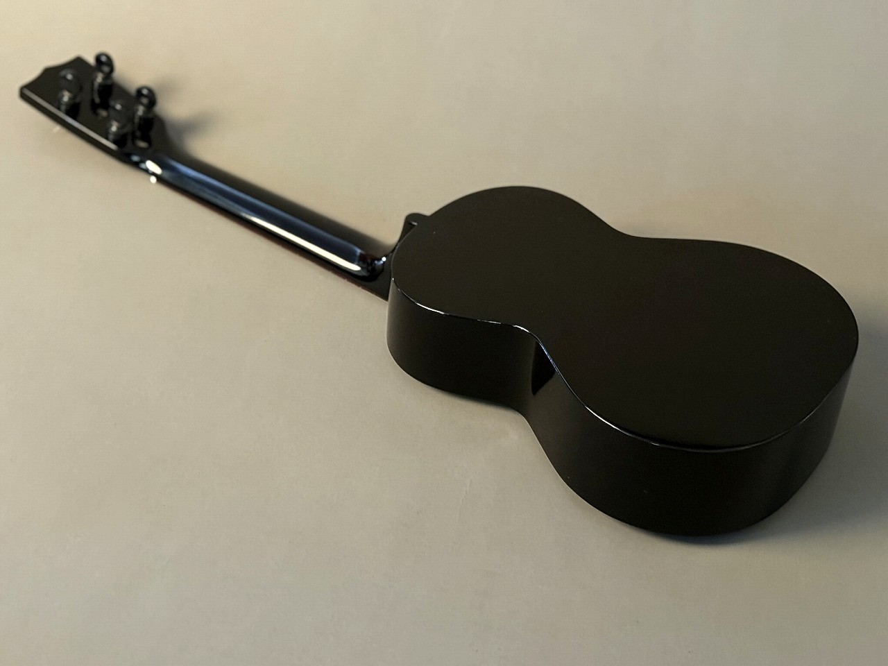 tkitki ukulele ECO-C BLK Concert【S/N 1657】（新品）【楽器検索