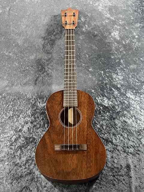 Martin 【美品中古入荷】0 Tenor Uke 【シンカーマホガニー材採用