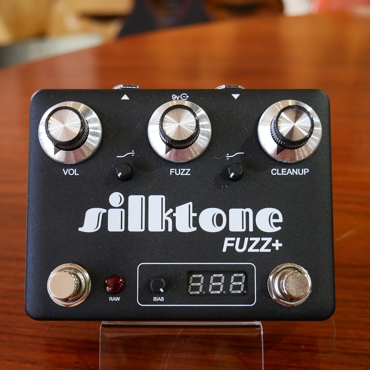 Silktone Fuzz + BLACK（新品）【楽器検索デジマート】