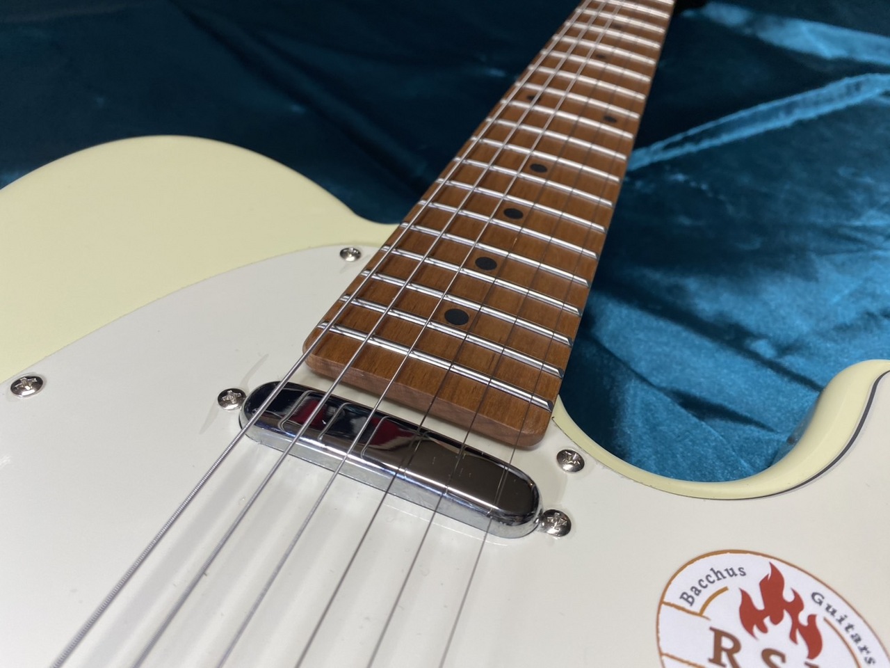 Bacchus BTE-1DX RSM/M OWH（新品）【楽器検索デジマート】