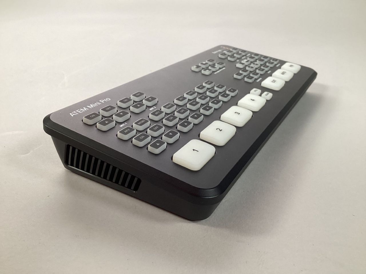 BlackMagic Design ATEM Mini Pro スイッチャー 動画配信（新品